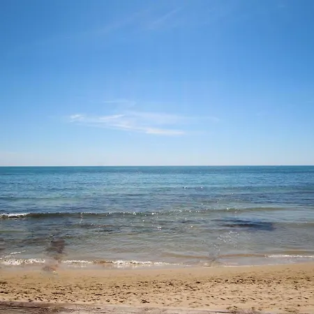 Apartment 2 Bedroom Stunning In Torrevieja
